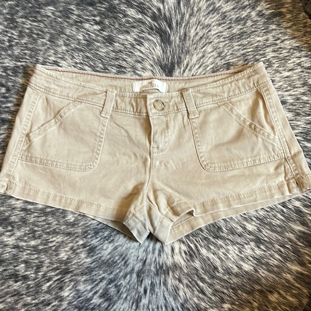 Hollister shorts size one stretch